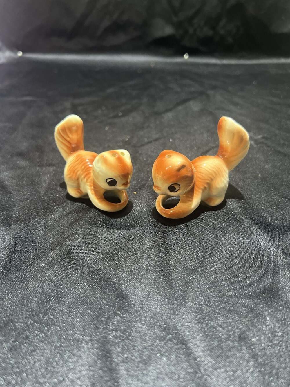 mid century, ceramic brown and white squirrel salt, and pepper shakers Japan
